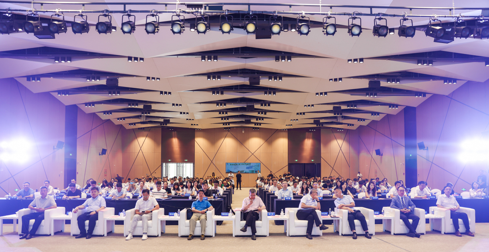 企業(yè)資訊  才聚航天 智創(chuàng)未來 中鈉儲能應邀參加“西安航天基地人才創(chuàng)新創(chuàng)業(yè)大賽”2.jpg